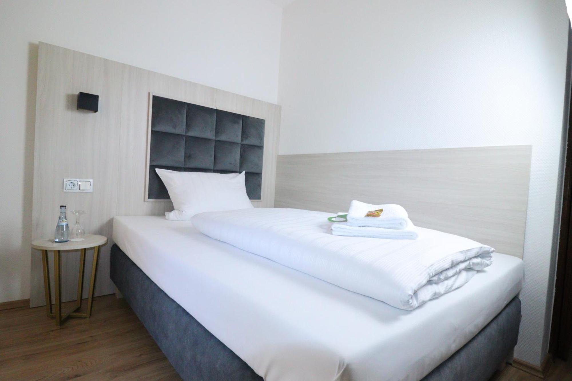 באד ברגזברן Hotel Kurparkblick מראה חיצוני תמונה