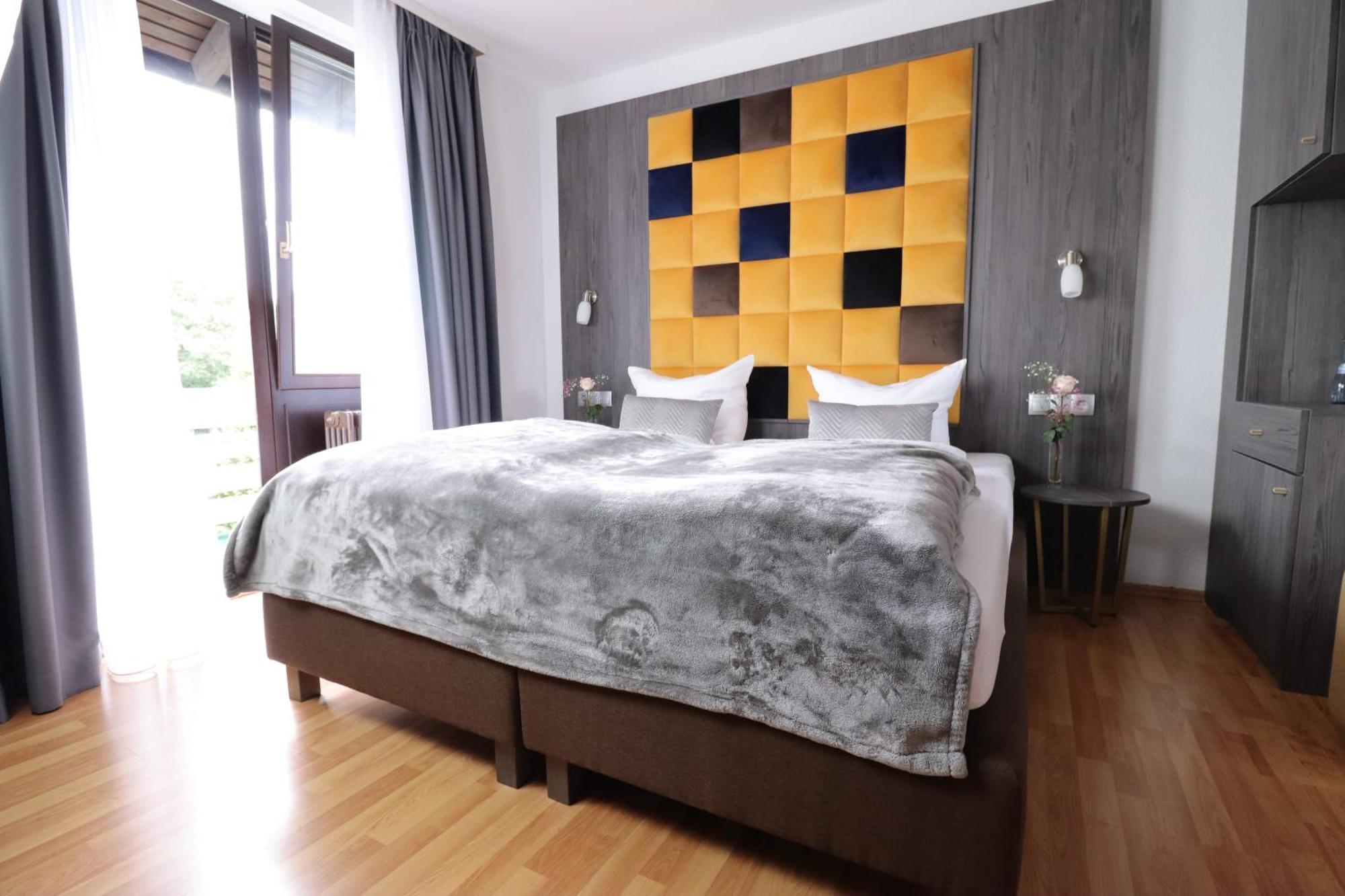 באד ברגזברן Hotel Kurparkblick מראה חיצוני תמונה