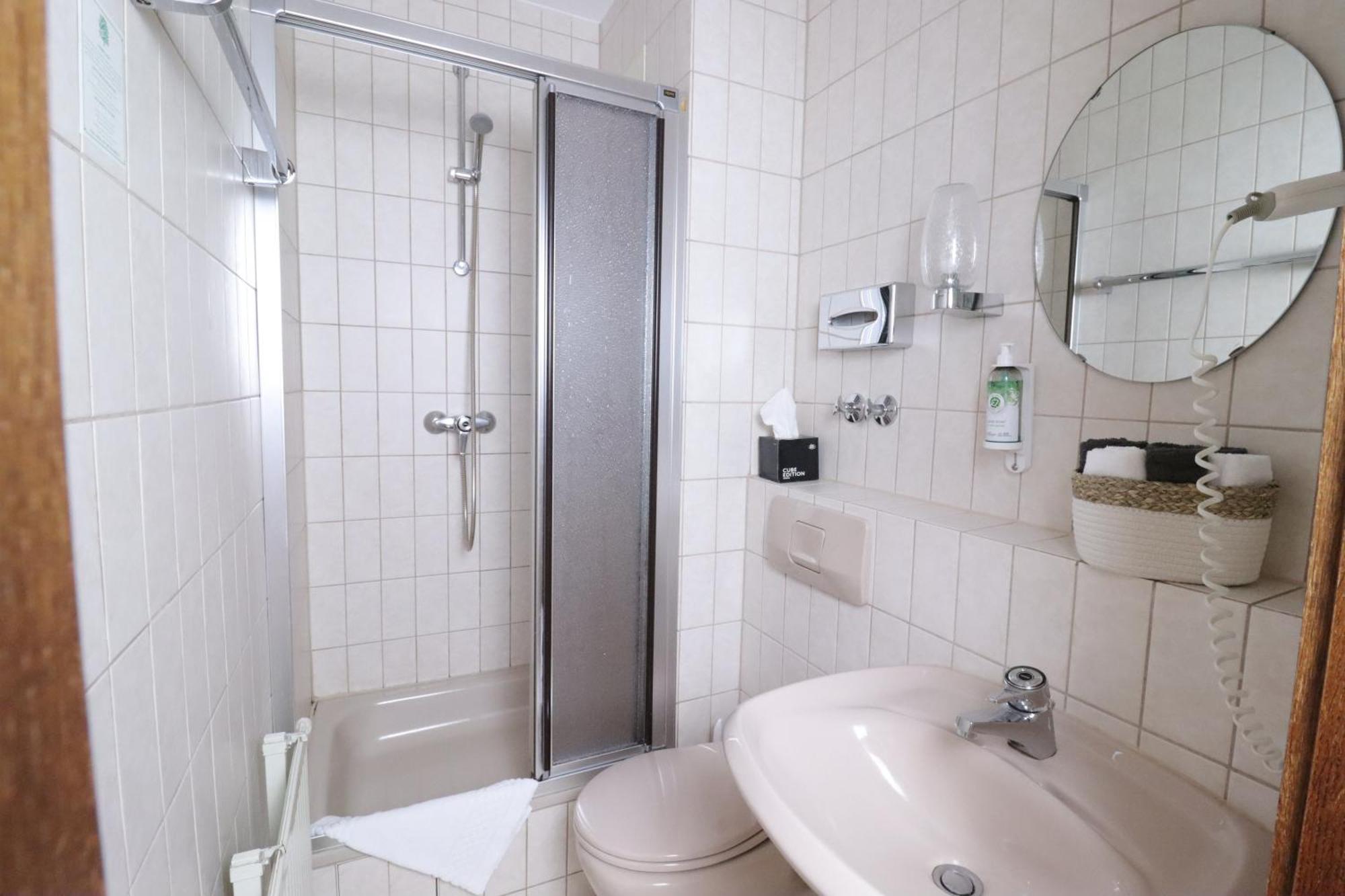 באד ברגזברן Hotel Kurparkblick מראה חיצוני תמונה
