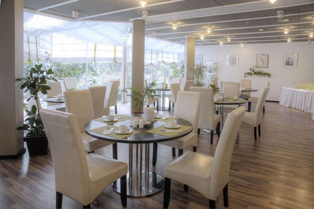 באד ברגזברן Hotel Kurparkblick מסעדה תמונה